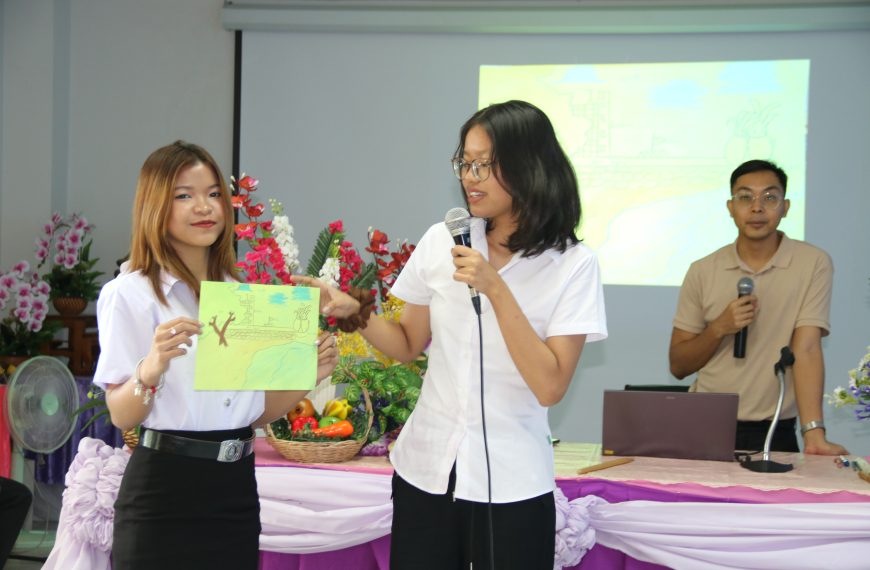 โครงการค่าย English Camp NBC